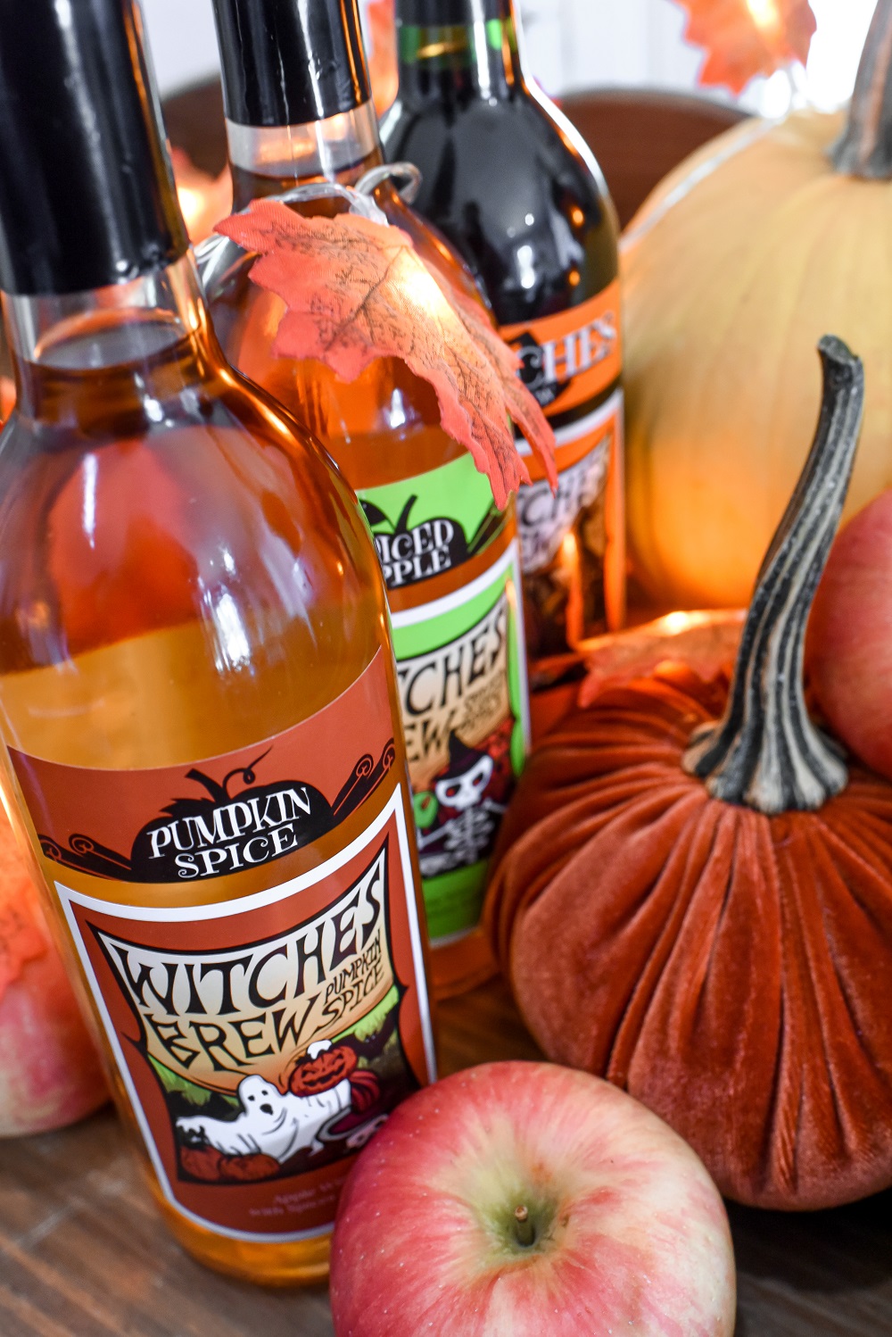 Witches Brew Wine: Original Mulled, Spiced Apple, & Pumpkin Spice from Leelanau Wine Cellars Michigan winery and tasting room! #witchesbrew #witchesbrewwine #witchesbrewcocktail #witchesbrewdrink #witchesbrewpunch #witchesbrewrecipe #leelanauwinecellars #leelanauwine #drinkhappythoughts #drinkupwitches