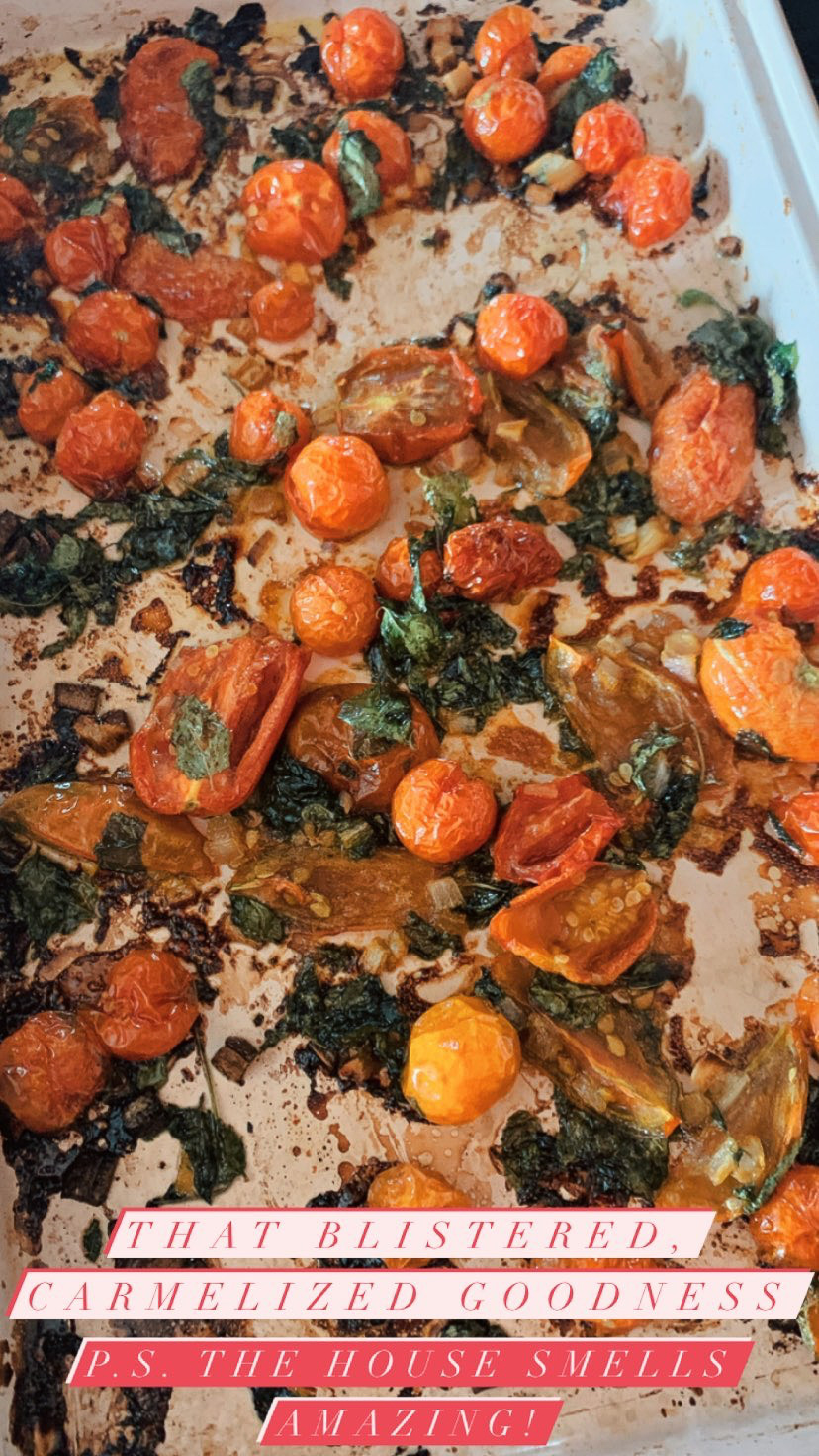 Blistered Tomato Polenta with Mint Pistachio Pesto Recipe: this rustic vegetarian recipe is the perfect way to use fresh mint in a savory dinner dish! #mintpesto #mintrecipe #blisteredtomatopolenta #vegetarianrecipe