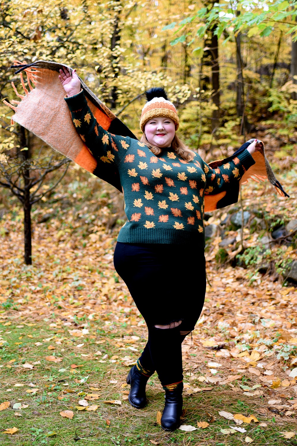 Kiel James Patrick Holiday Sweaters: Give the gift of cozy this holiday season with a KJP novelty holiday sweater like this Big Cozy Fall Leaf Sweater. #kieljamespatrick #kjp #showyourropes #holidaysweater #christmassweater #noveltysweater 