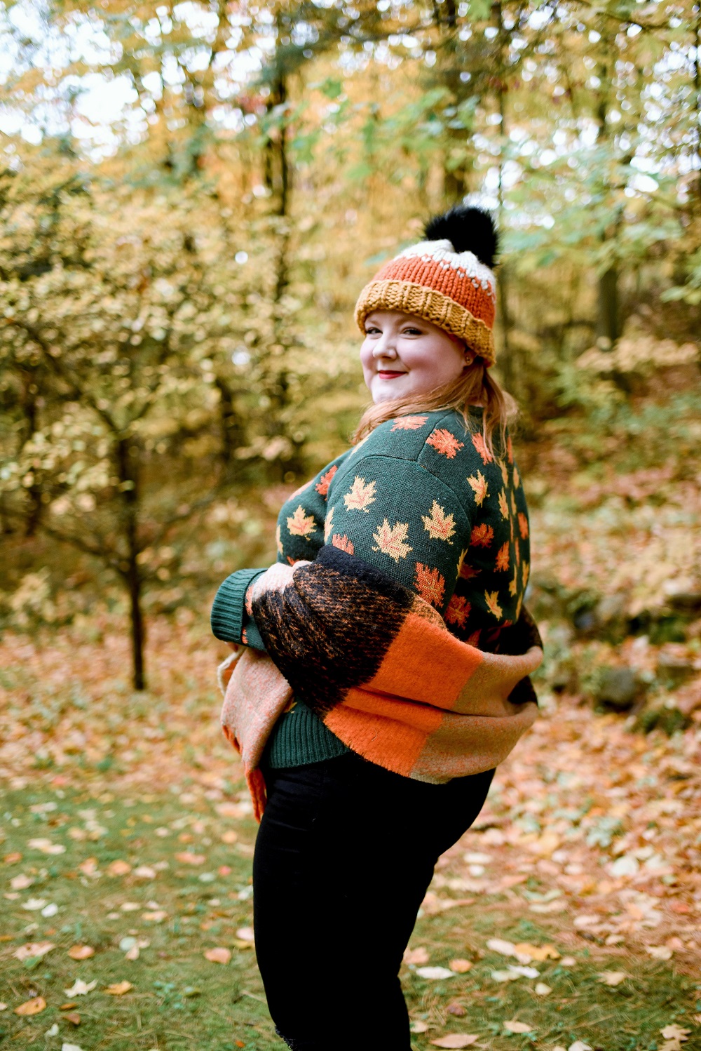Kiel James Patrick Holiday Sweaters: Give the gift of cozy this holiday season with a KJP novelty holiday sweater like this Big Cozy Fall Leaf Sweater. #kieljamespatrick #kjp #showyourropes #holidaysweater #christmassweater #noveltysweater 