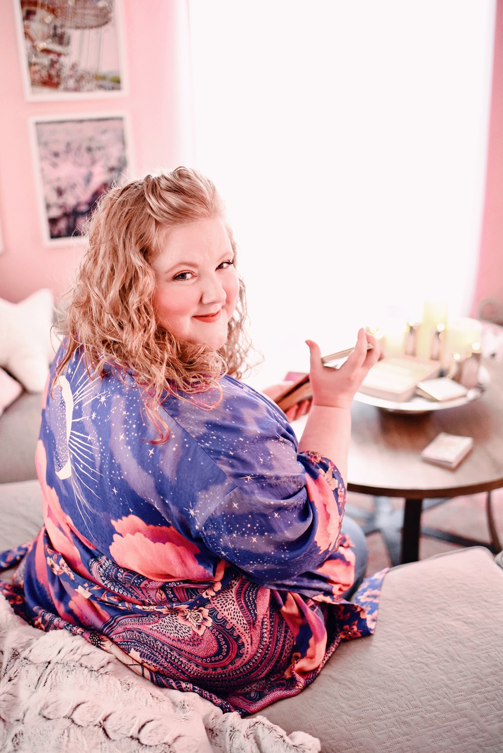 Centering Yourself: Mind, Body, & Spirit with The Moonchild Tarot. A guided journaling activity for self-reflection and giving thanks this Thanksgiving. #themoonchildtarot #mindbodyspirit #spellandthegypsycollective #spellthelabel #cultivatinggratitude
