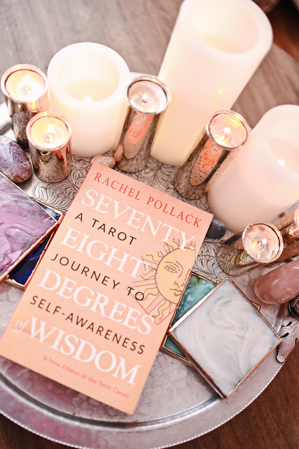 Centering Yourself: Mind, Body, & Spirit with The Moonchild Tarot. A guided journaling activity for self-reflection and giving thanks this Thanksgiving. #themoonchildtarot #mindbodyspirit #spellandthegypsycollective #spellthelabel #cultivatinggratitude