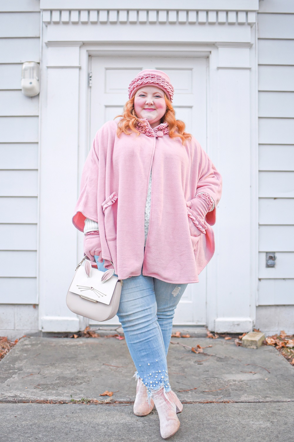 A Cozy Winter Look for Outdoor Fun: a plus size winter outfit for socializing outdoors featuring a Linda Anderson Cozy Coat Hat Gloves set. #lindaanderson #cozycoats #plussizeoutfit #winteroutfit #winterfashion #winterstyle