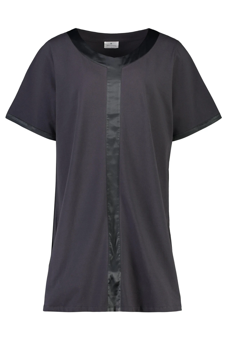 Pretty Plus Size Sleepwear: a plus size lookbook of lounge outfits from ELOQUII, Draper James, and Pillotalk. #loungewear #sleepwear #plussizelounge #plussizesleepwear #plussizepajamas