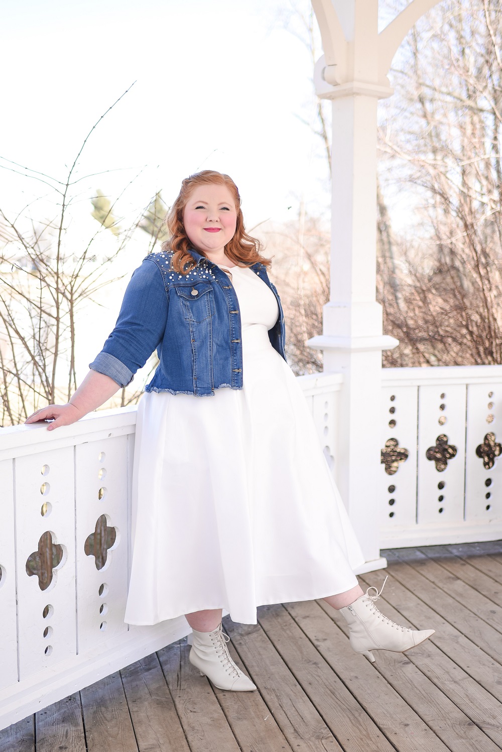 A Little White Dress from Adrianna Papell: a bride's perfect engagement party, bridal shower, rehearsal dinner or farewell brunch dress. #adriannapapell #engagementpartydress #bridalshowerdress #rehearsaldinnerdress #littlewhitedress