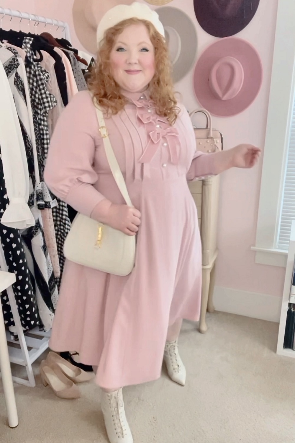 Parisian Chic Plus Size Style: a pink black and white outfit lookbook inspired by Paris, French berets, and ballerina tulle skirts. #parisianchic #frenchgirlstyle #frenchgirlfashion #parisfashion #parisstyle #plussizefashion #plussizeinfluencer