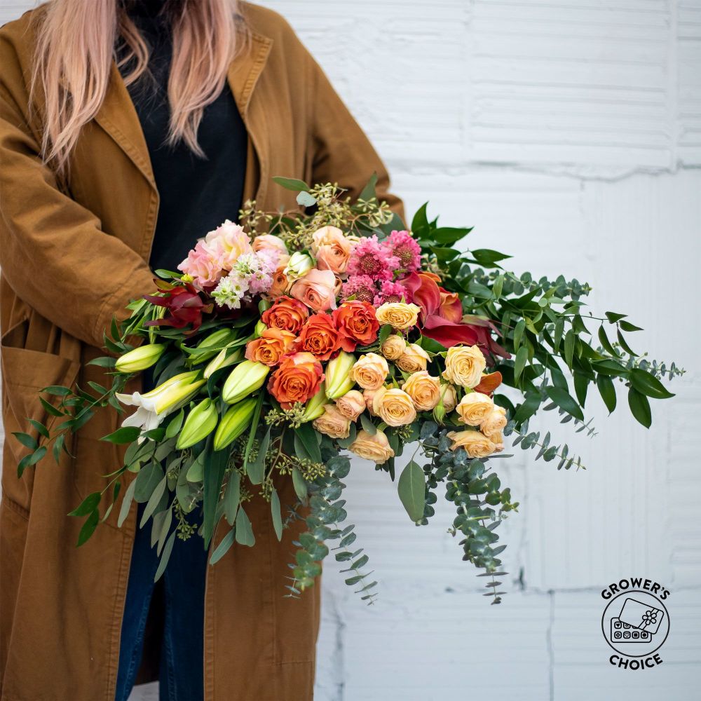 A Review of 3 Flower Delivery Services: Farmgirl Flowers, The Bouqs Co., and UrbanStems. See which online florist brand is right for you! #flowerdelivery #freshflowers #floristreview #flowerreview #farmgirlflowers #farmgirlflowersreview