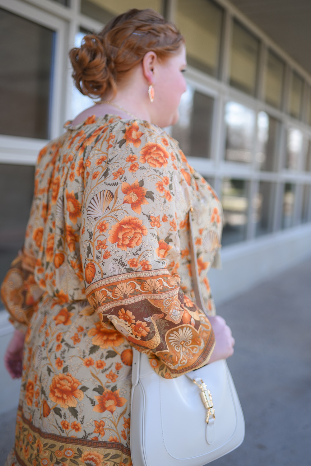 New Spring Stone Collection at Kendra Scott: Papaya Mother of Pearl. Shop this Tessa Statement Earring and matching multi strand necklace. #kendrascott #statementjewelry #papayamotherofpearl #orangejewelry #orangeearrings #orangenecklace #spellthelabel #spellandthegypsycollective