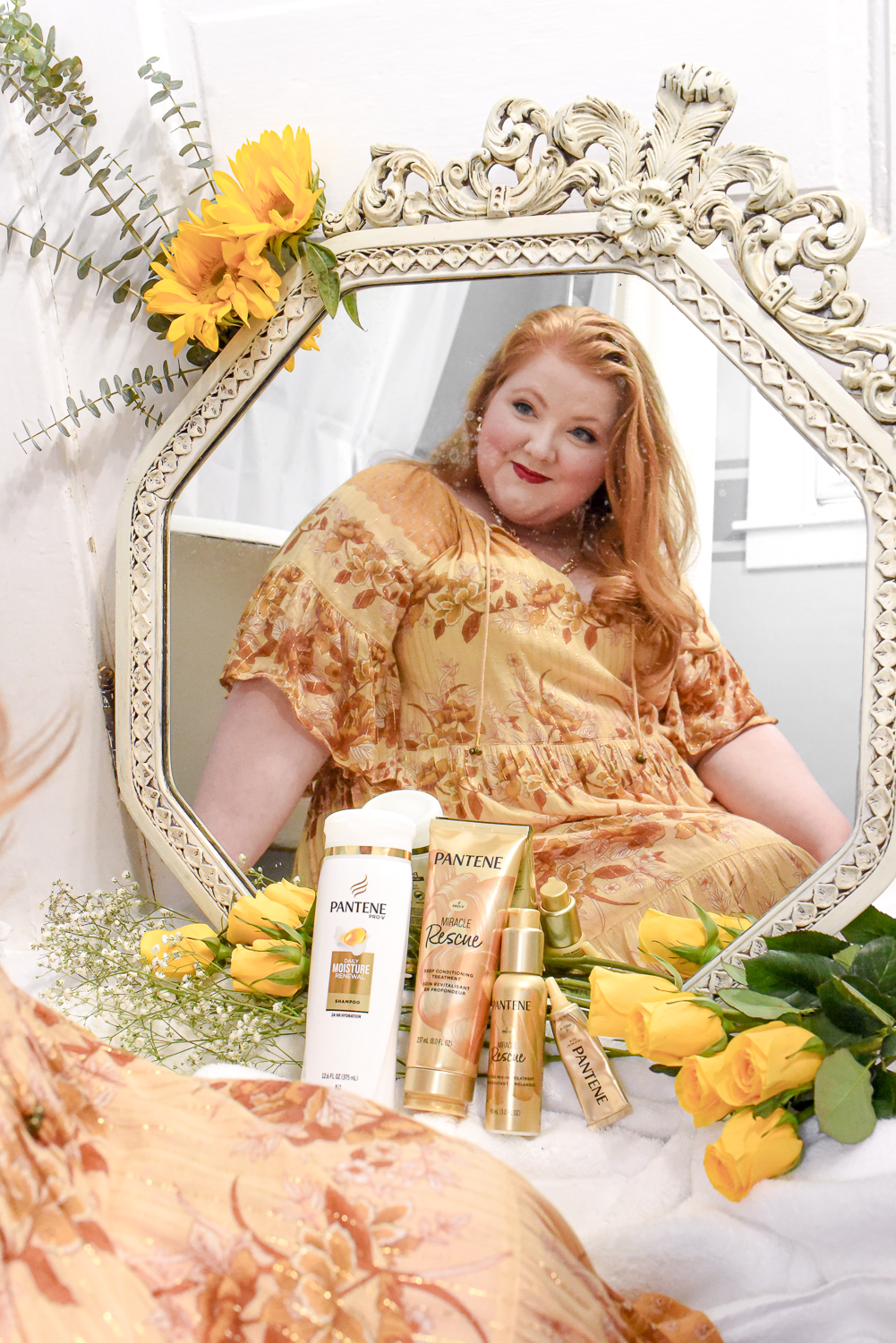 A Review of the Pantene Miracle Rescue Collection: Deep Conditioning Treatment, Moisture Mix-In Treatment, and Intense Rescue Shots. #pantene #pantenemiraclerescue #haircare #PanteneXMeijer