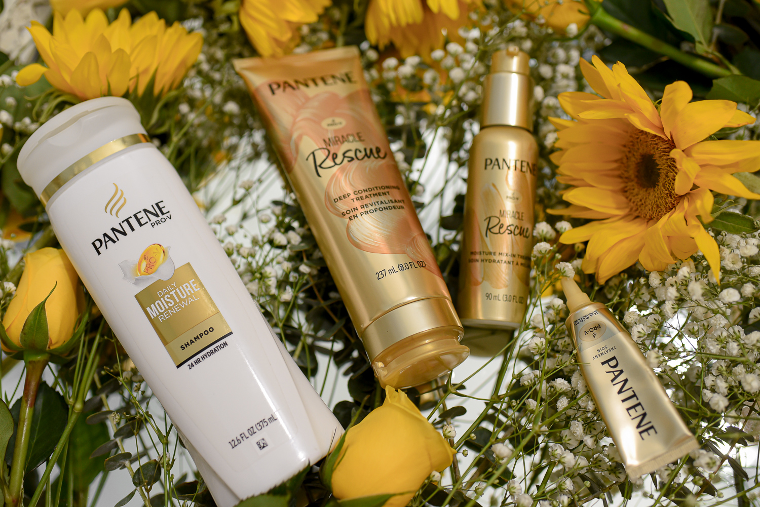 A Review of the Pantene Miracle Rescue Collection: Deep Conditioning Treatment, Moisture Mix-In Treatment, and Intense Rescue Shots. #pantene #pantenemiraclerescue #haircare #PanteneXMeijer