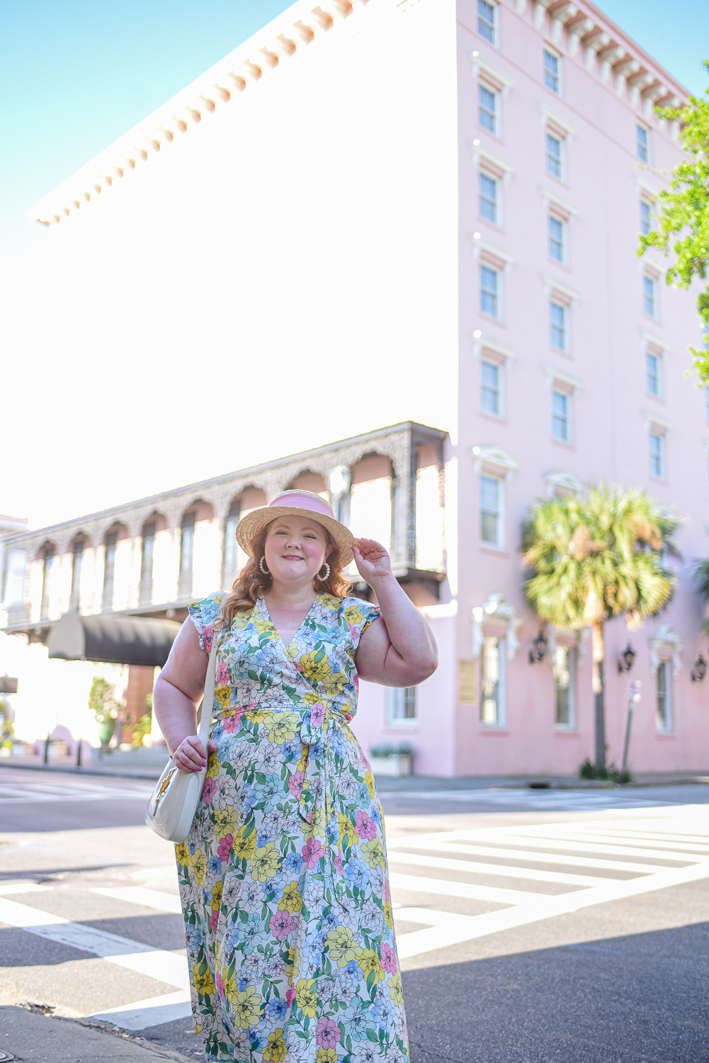 Plu Size Charleston Vacation Outfit: chic and feminine southern style inspiration from plus size blogger Liz of With Wonder and Whimsy. #visitcharleston #explorecharleston #charlestonfashion #charlestonstyle #plussizefashion #plusssizestyle