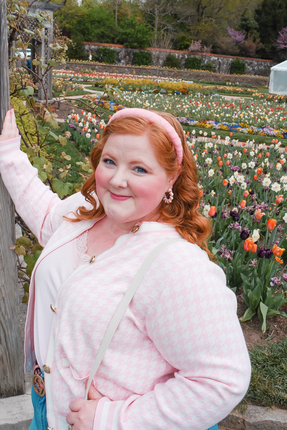 Spring at the Biltmore Estate: a travel guide for the Biltmore's annual Biltmore Blooms flower festival outside Asheville, North Carolina. #biltmoreblooms #biltmoreestate #flowerfestival #visitasheville #plussizetravelblog