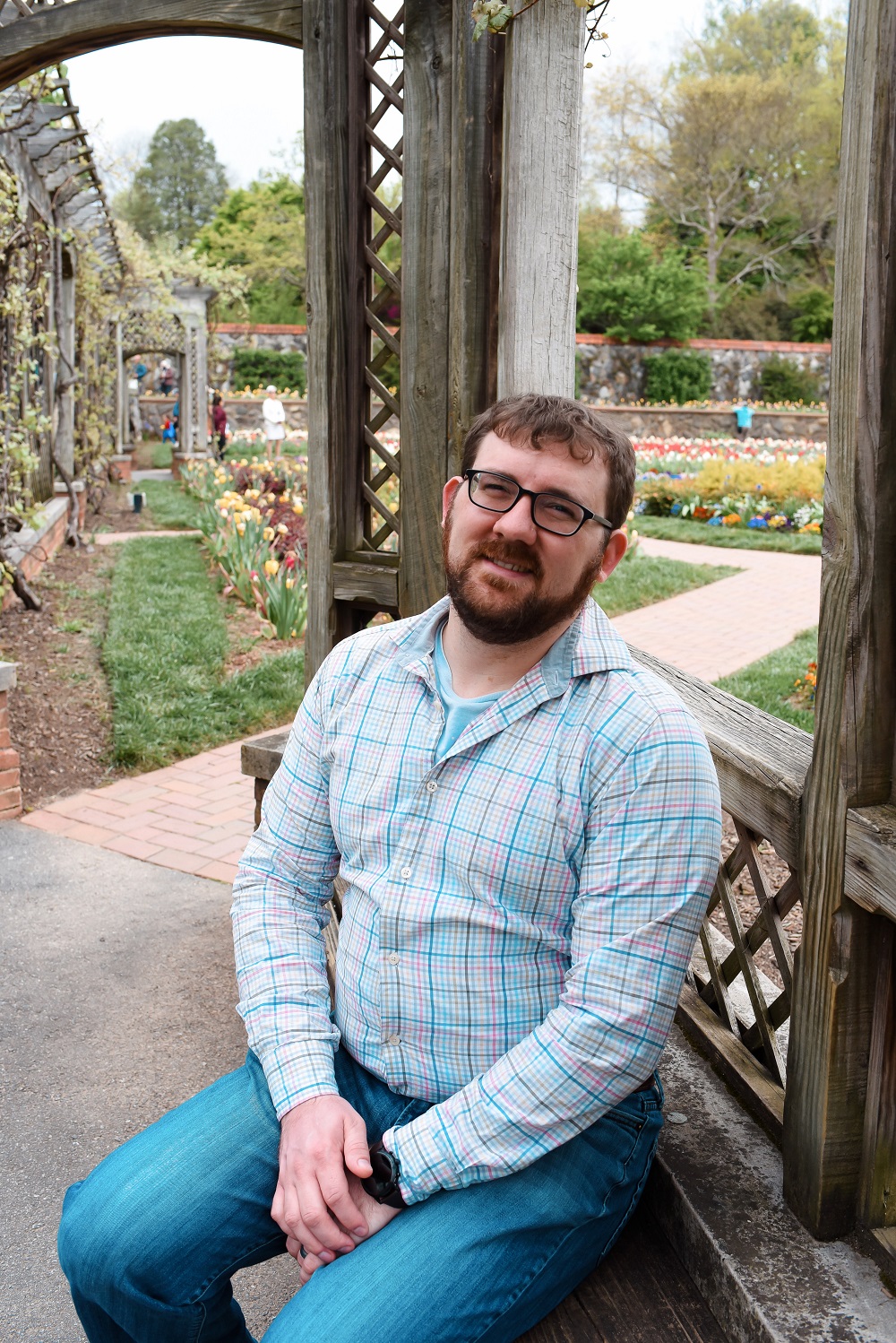 Spring at the Biltmore Estate: a travel guide for the Biltmore's annual Biltmore Blooms flower festival outside Asheville, North Carolina. #biltmoreblooms #biltmoreestate #flowerfestival #visitasheville #plussizetravelblog