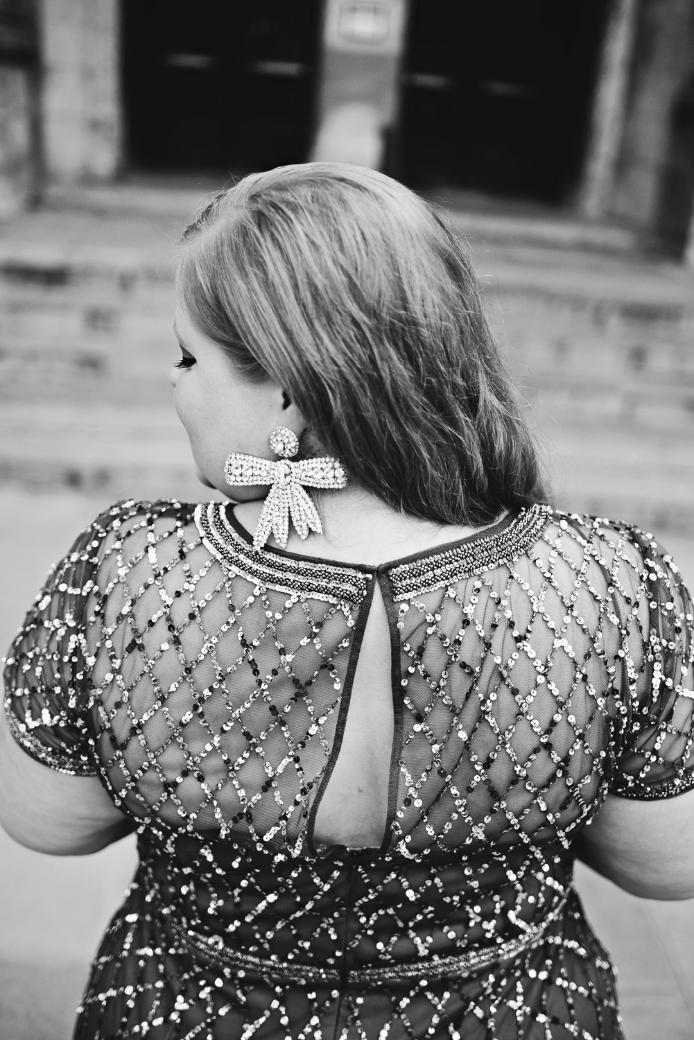 Plus Size Mother of the Bride Dress Review: my June pick from Adrianna Papell is this Cap Sleeve Beaded Gown in Lead. #adriannapapell #adriannapapelldress #motherofthebride #motherofthegroom #plussizegown #plussizebridesmaid #plussizewedding #annarborwedding #annarborbride
