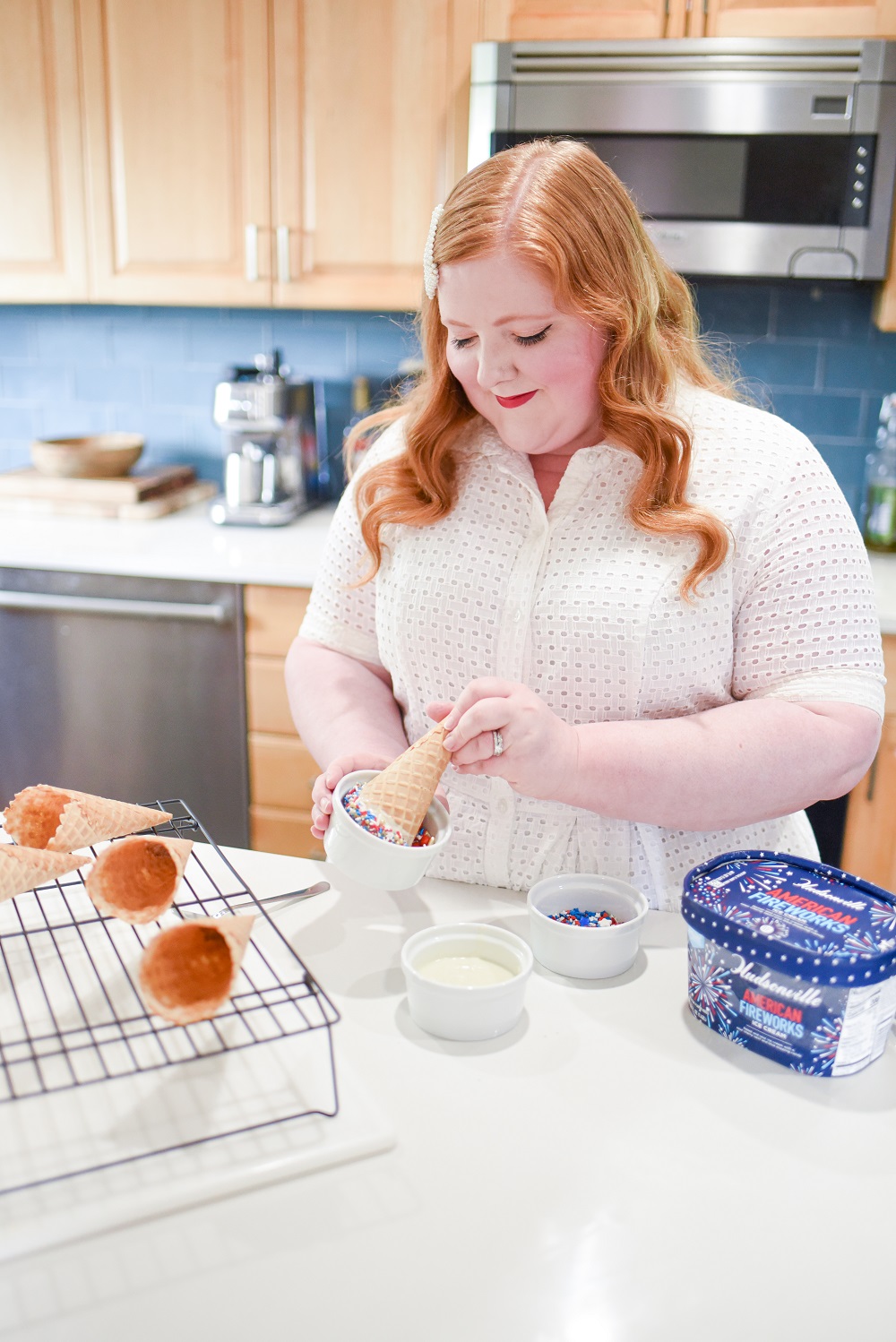 Red White and Blue Desserts for Summertime featuring Hudsonville Ice Cream's American Fireworks and Blueberry Graham Delight. #hudsonvilleicecream #redwhiteandbluedessert #redwhiteandbluerecipe #fourthofjulyrecipe #fourthofjulydessert #hudsonvilleamericanfireworks #hudsonvilleblueberrygrahamdelight