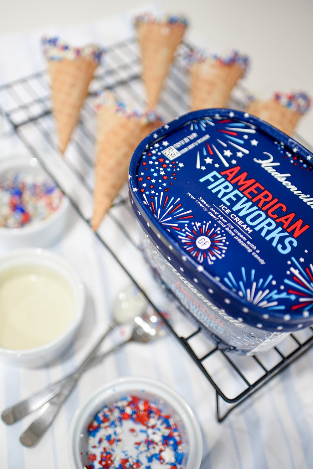 Red White and Blue Desserts for Summertime featuring Hudsonville Ice Cream's American Fireworks and Blueberry Graham Delight. #hudsonvilleicecream #redwhiteandbluedessert #redwhiteandbluerecipe #fourthofjulyrecipe #fourthofjulydessert #hudsonvilleamericanfireworks #hudsonvilleblueberrygrahamdelight