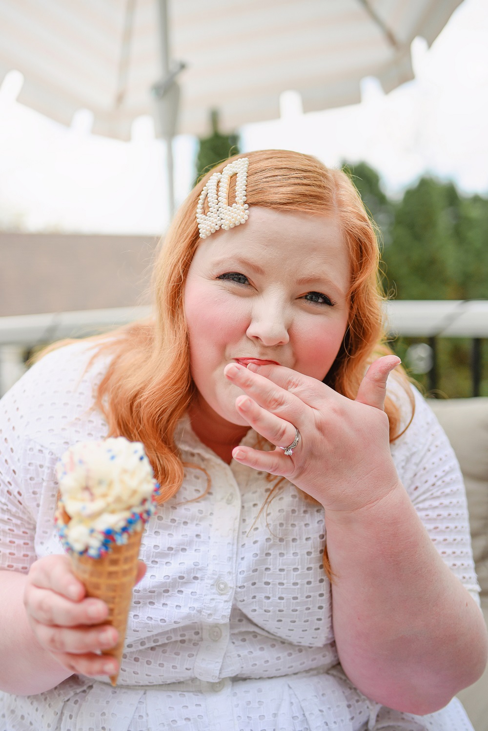 Red White and Blue Desserts for Summertime featuring Hudsonville Ice Cream's American Fireworks and Blueberry Graham Delight. #hudsonvilleicecream #redwhiteandbluedessert #redwhiteandbluerecipe #fourthofjulyrecipe #fourthofjulydessert #hudsonvilleamericanfireworks #hudsonvilleblueberrygrahamdelight