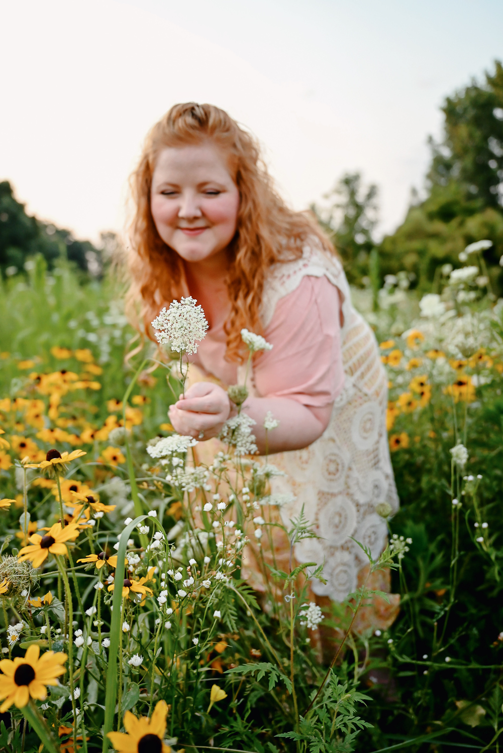The Flower Fields are in Bloom at Schell Family Farm: this August, drive out to Pinckney, Michigan to see the wildflowers and sunflowers. #schellfamilyfarm #pinckneymichigan #pinckneymi #michigansunflowers #michiganwildflowers