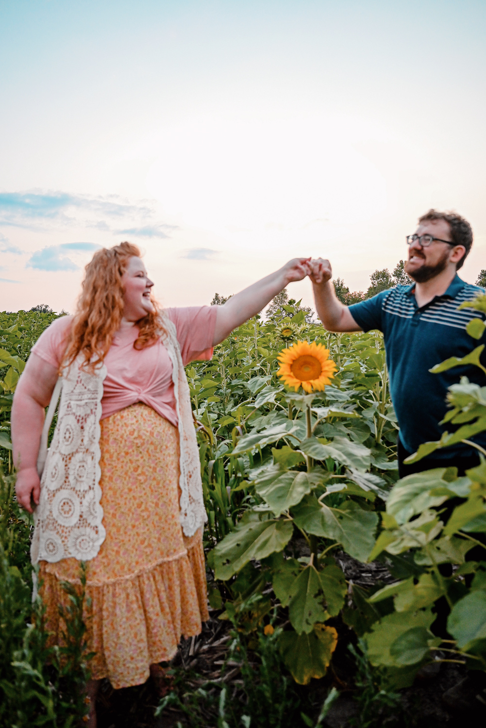 The Flower Fields are in Bloom at Schell Family Farm: this August, drive out to Pinckney, Michigan to see the wildflowers and sunflowers. #schellfamilyfarm #pinckneymichigan #pinckneymi #michigansunflowers #michiganwildflowers