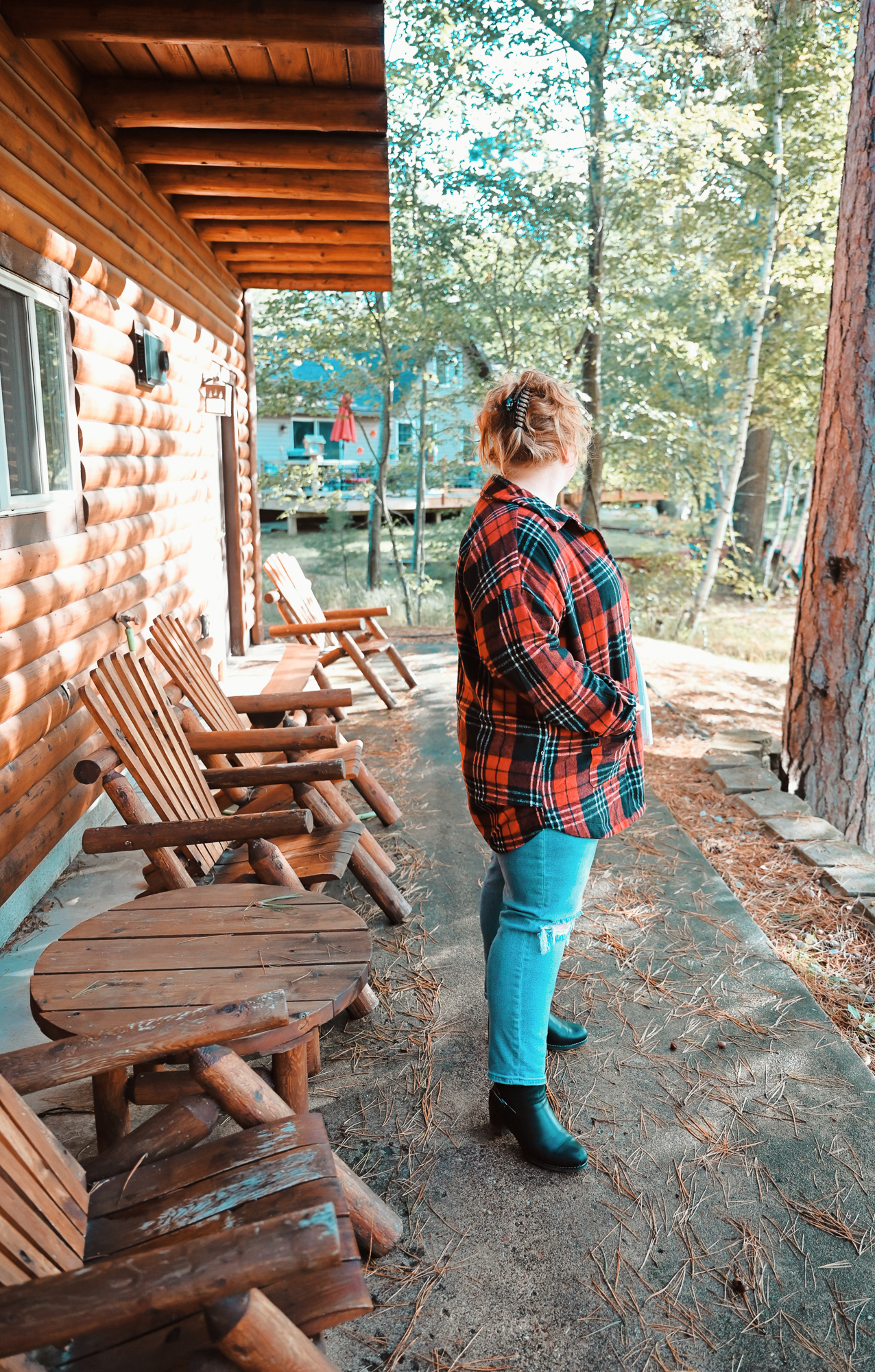 Cozy Cabin Looks with Chic Soul: casual plus size cabin outfits styling autumn trends like the shacket, buffalo check vest, and plaid wraps.