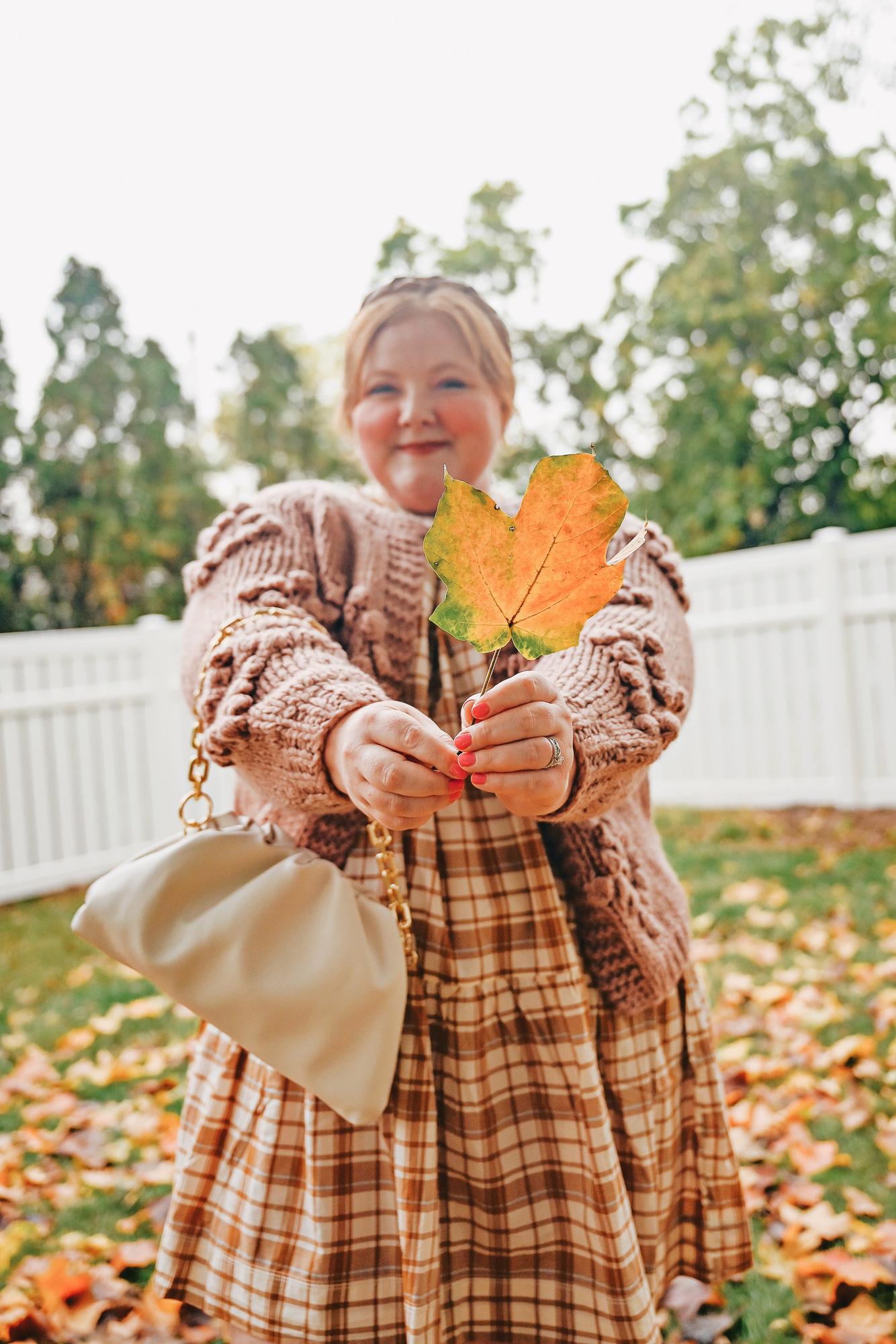 A Plus Size Autumn Outfit from Walmart: shop new plus size arrivals from Walmart like plaid dresses, chunky knit cardigans and western boots. #walmart #walmartfashion #fallfashion #falloutfit #fallstyle #plussizefashion #plussizeoutfit