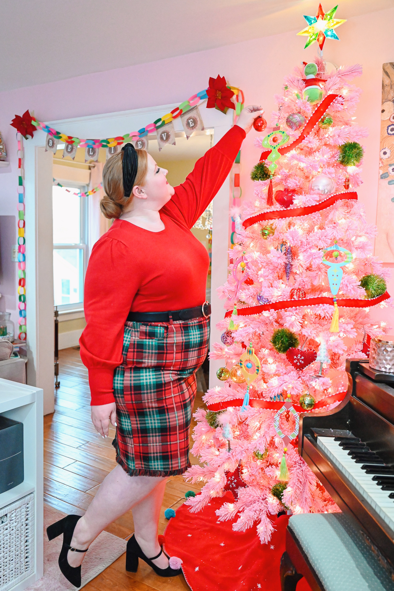 My WHOVILLE Holiday Home Tour: home decorating tips for a very merry Grinchmas, with ornaments and decor for you to shop.