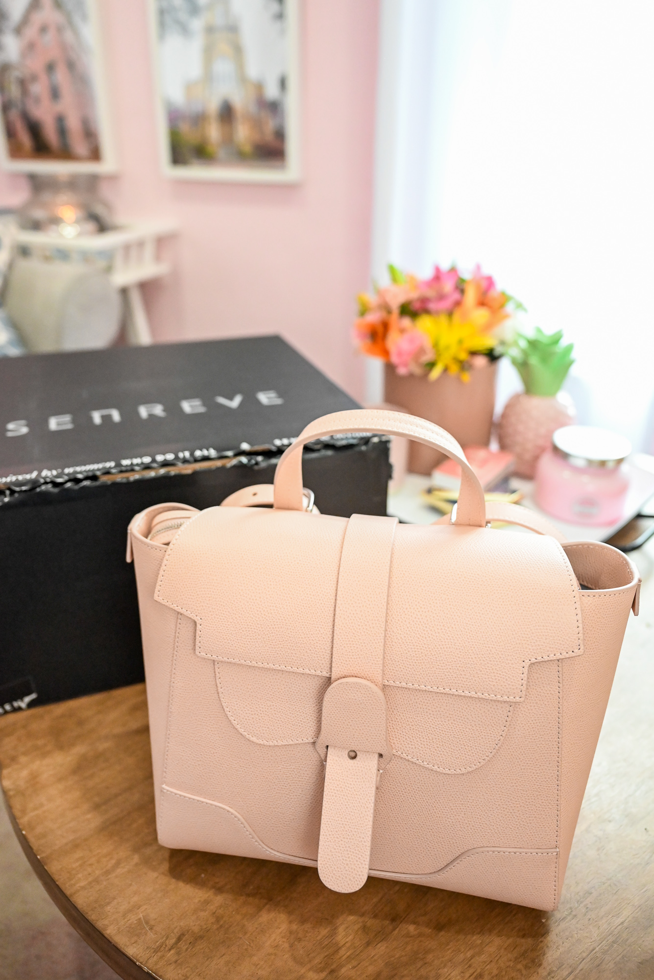 SENREVE Midi Maestra Bag Review: a plus size fashion influencer shares her blog review of luxury handbag brand SENREVE's Maestra bag.
