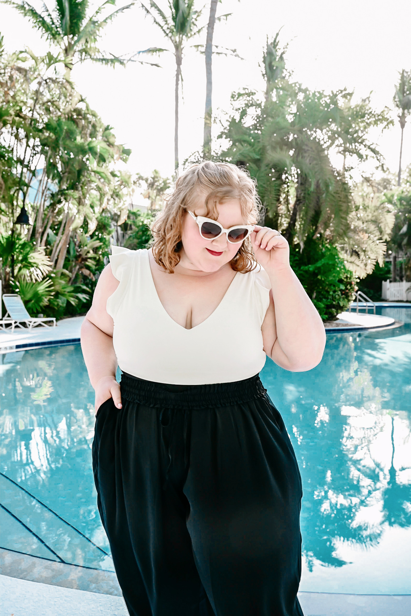 Summersalt Swimwear Review: a resort swim look in sizes 2-22W featuring Summersalt's The Ruffle Backflip suit and Palazzo Pants coverup.