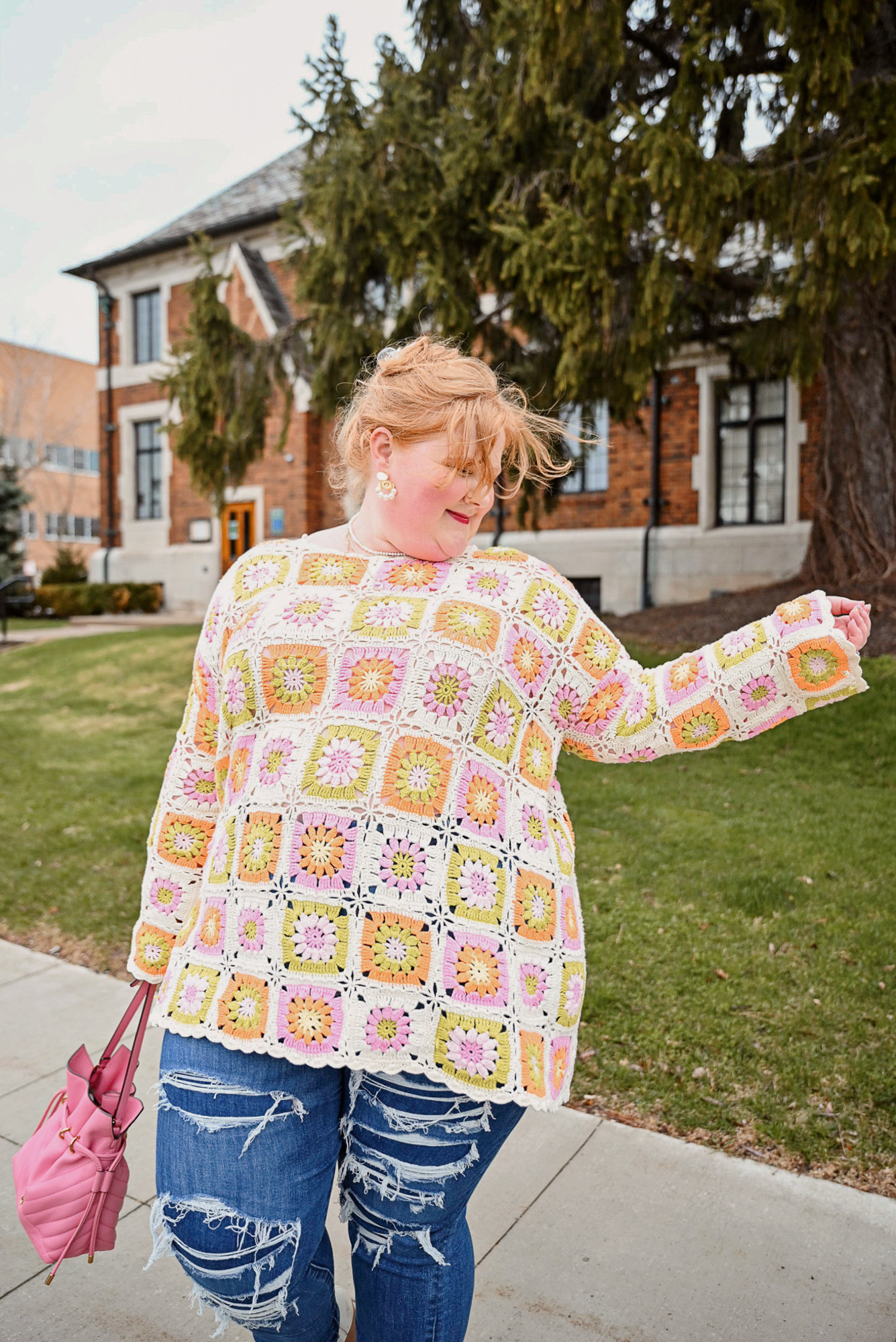 Show Me Your Mumu Brand Guide + Review | Mumu is a colorful and fun-loving women’s clothing brand sizes xxs-XXL with limited styles in 1X-3X.