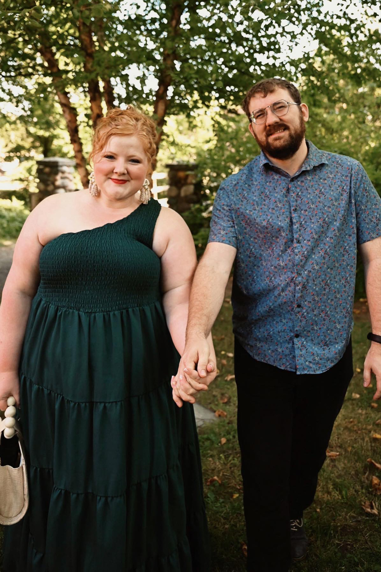 A Green Maxi Dress from ELOQUII (sizes 14-28W) | This easy-wear maxi looks super fancy and chic for summer occasions and date nights out.