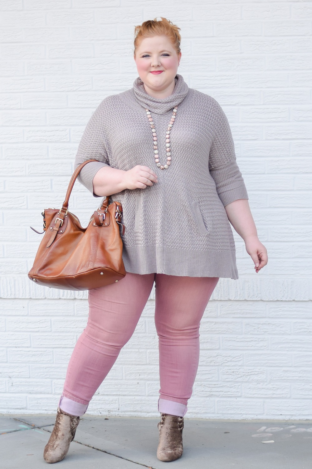 25 Pastel Fall Outfit Ideas | Colorful pastel outfit inspiration for autumn, with links to shop plus size pastel clothing and accessories.