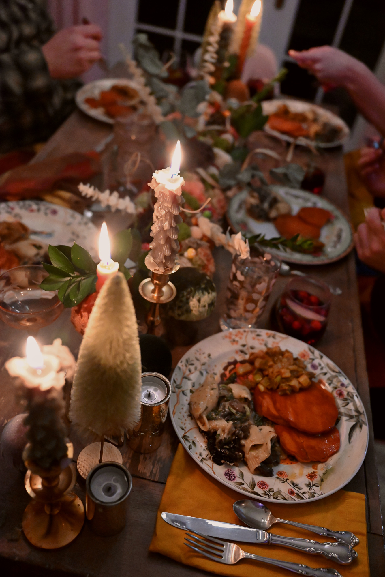 Woodland Fairytale Friendsgiving | Hosting and entertaining tips for creating a woodland fairytale menu, tablescape, and decor.