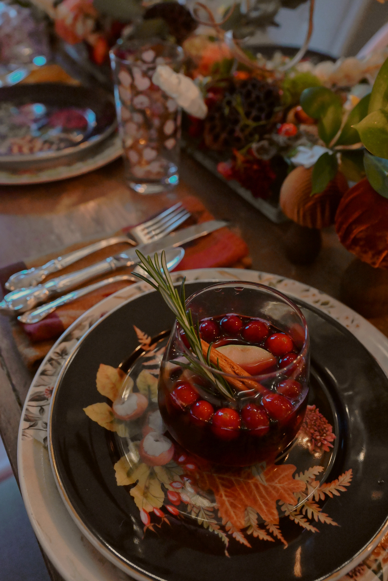 Woodland Fairytale Friendsgiving | Hosting and entertaining tips for creating a woodland fairytale menu, tablescape, and decor.