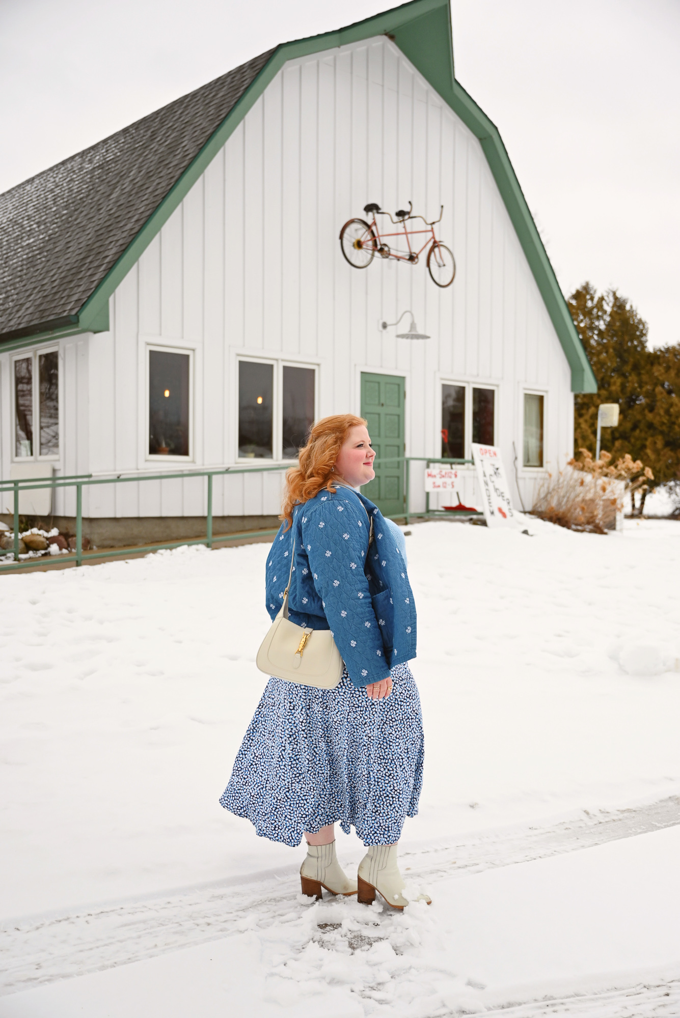 Draper James Spring Transition Outfit Ideas | Shop Reese Witherspoon's Draper James brand (sizes xs-3X) for spring jackets, dresses and tops.