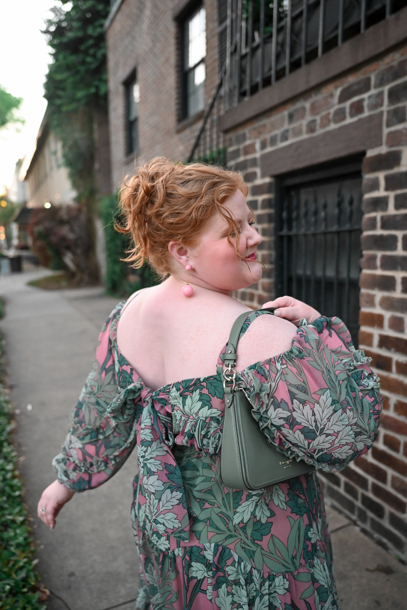 Kate Spade Hudson Medium Convertible Crossbody Review | At less than $250, this is the best and most versatile designer crossbody bag.